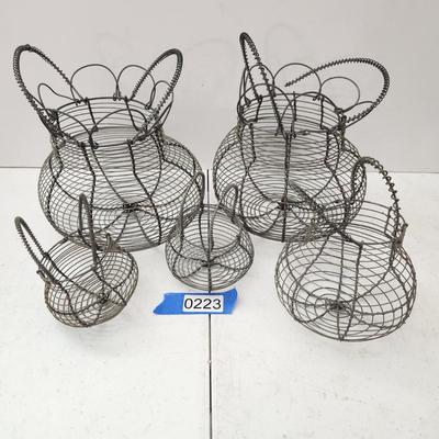 Lot of 5 Vintage Wire Egg Baskets 2 w Folding Tops