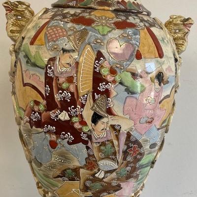 Antique Large Japanese Satzuma Vase