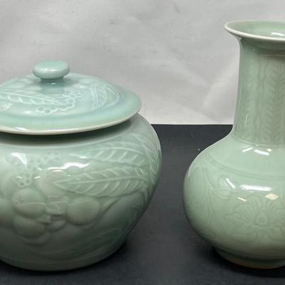Two Chinese 20th Century Dish w/ Cover and Vase
