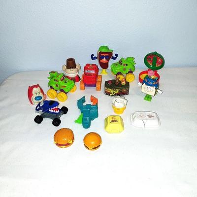 COOL VINTAGE HAPPY MEAL TOYS