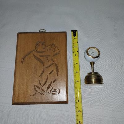 GOLFBALL & BRASS CLOCK AND CARVED GOLFER IN WOOD