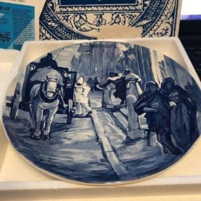 Delfts Month of the Year “February” Large Collectors Plate in VG Condition.