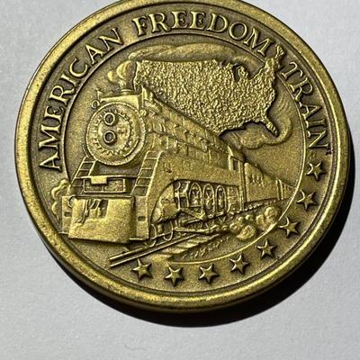 Medallic Art Co. The Official American Freedom Train Commorative Medal in Good Condition.
