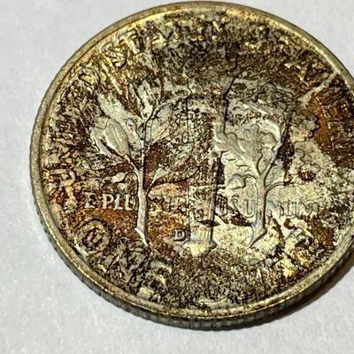 1951-D BU ORIGINAL TONED ROOSEVELT SILVER DIME FOR THE TONED LOVERS.