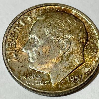 1951-D BU ORIGINAL TONED ROOSEVELT SILVER DIME FOR THE TONED LOVERS.