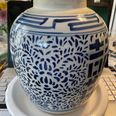 Antique Chinese Double Happiness Blue & White Ceramic Ginger Jar 9