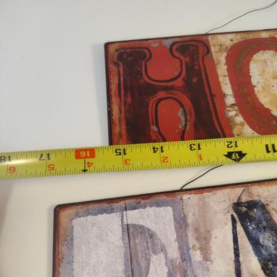 Decorative Tin Signs 'Hope' and 'Faith'