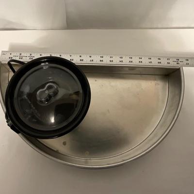 Small Euro-Prox crockpot, Large 1/2 flat cake pan