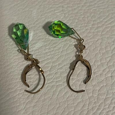 Green block stone Bracelet, Bead Earring, and Ring