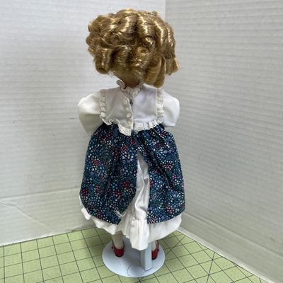 Goldilocks "Heroines from the Fairytale Forest" Dianna Effner Porcelain Doll