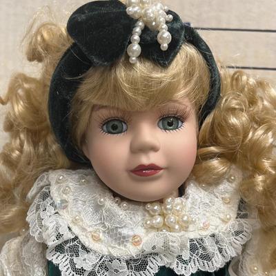 1997 Limited Edition - Victorian Rose Collection Porcelain Doll