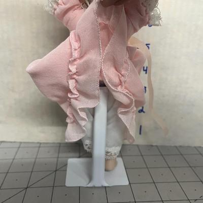 The Ashton-Drake Galleries "Loving Steps" Motherhood Series Doll