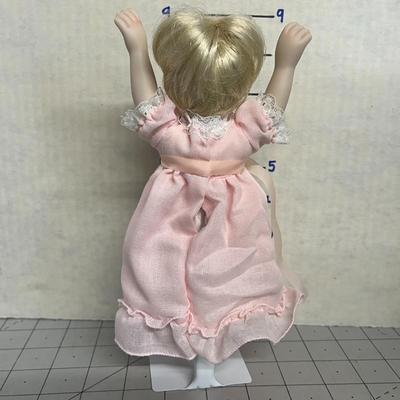 The Ashton-Drake Galleries "Loving Steps" Motherhood Series Doll