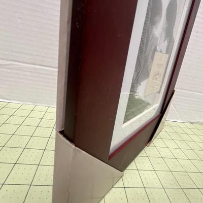 Sonoma Life Style Gallery Frame