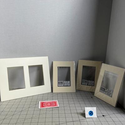 Accent Mat Single & Double Cut Photo Mat Core White