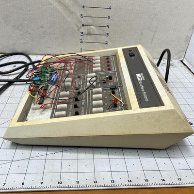 HeathKit ET-3200 Digital Design Experimenter - WHITE