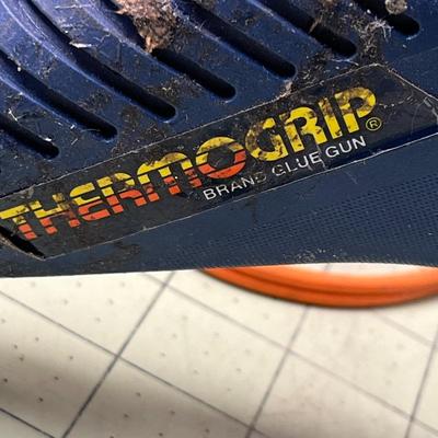 Thermogrip Glue Gun & Multitemp Glue Sticks
