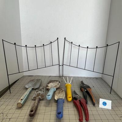 Set of 7 Gardening Tools & Fencing