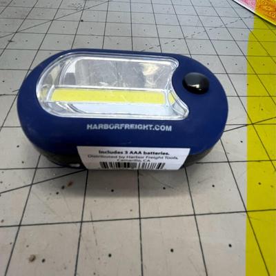 Set of 7 Multipurpose Lamps & Flashlights