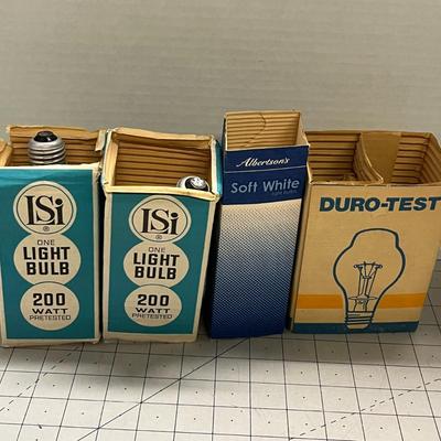 Lot of 9 Various Light Bulbs