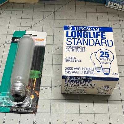Lot of 9 Various Light Bulbs