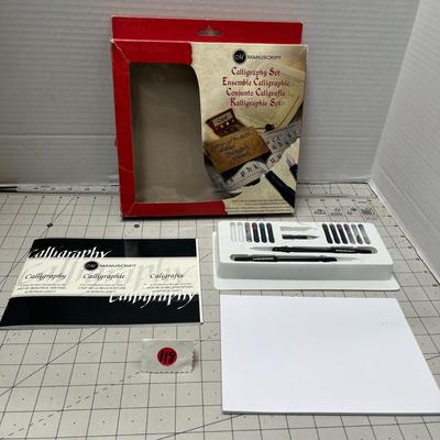 Manuscript MASTERCLASS Calligraphy Set 