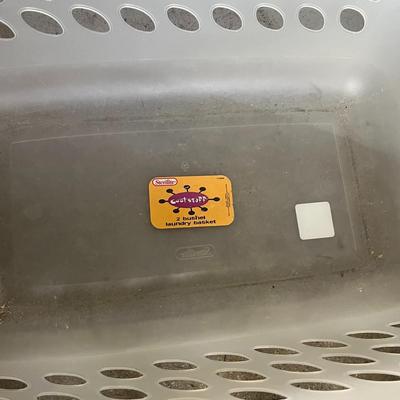 Vintage Rubbermaid & Sterilite Laundry Basket