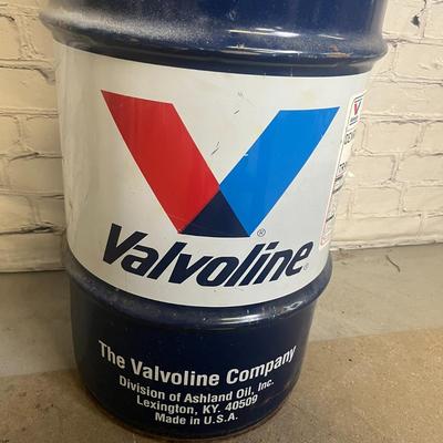 16 Gal Valvoline Instant Oil Barrel