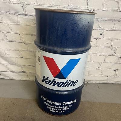 16 Gal Valvoline Instant Oil Barrel