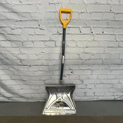 True Temper Aluminum Snow Shovel
