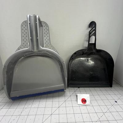 2 Set of Dust Pan