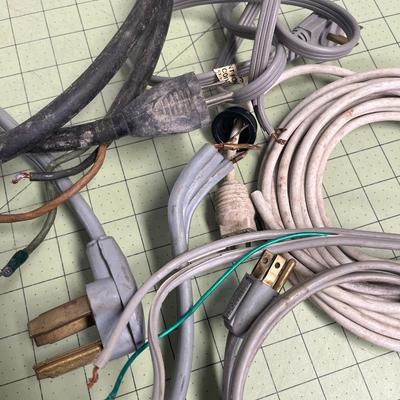 4 Set of Power Cables, Cords and Adapters