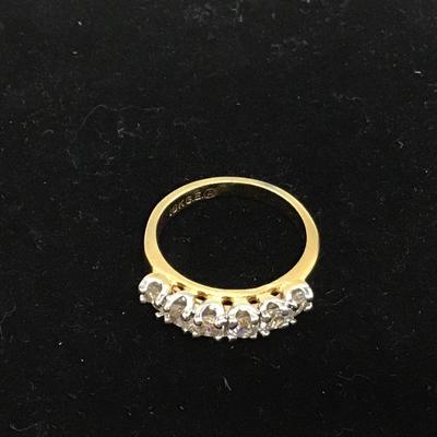 18 KT GE Cocktail Ring. Sparkly