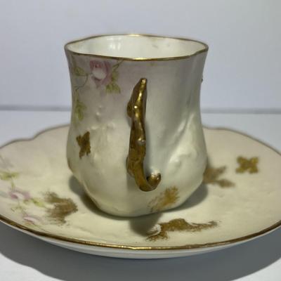 Antique Limoges France Depose Demitasse Cup & Saucer 2.25" x 4' in Good Preowned Condition.