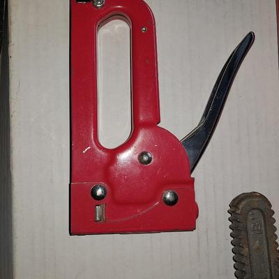 HAND TOOLS PIPE WRENCH-PIPE CUTTER-STAPLER AND FLASHLIGHT