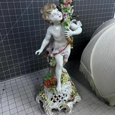 Antique Dresden or Meissen Cherub Putti Lamp