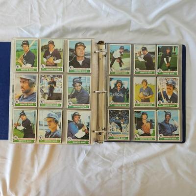 Topps 1979 & 1980 Baseball Card Sets in Binders (BO-JS)