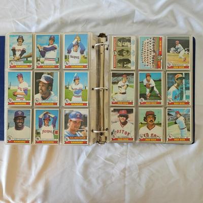 Topps 1979 & 1980 Baseball Card Sets in Binders (BO-JS)