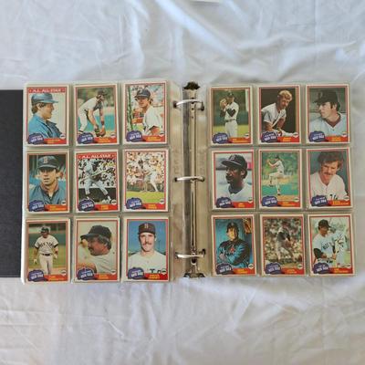 1981, 1982, 1983 Topps Baseball Cards in Binders (BO-JS)