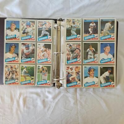 1984, 1985, 1986 Topps Baseball Cards in Binders (BO-JS)