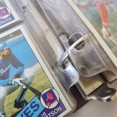 1984, 1985, 1986 Topps Baseball Cards in Binders (BO-JS)