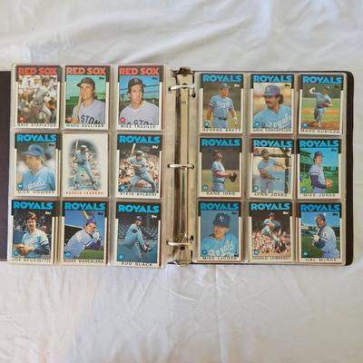1984, 1985, 1986 Topps Baseball Cards in Binders (BO-JS)