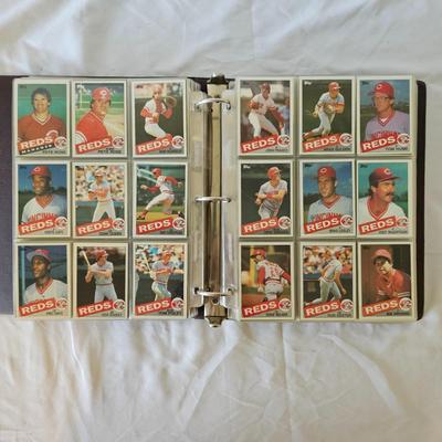 1984, 1985, 1986 Topps Baseball Cards in Binders (BO-JS)