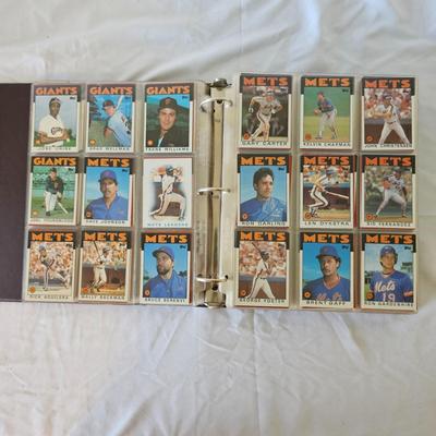 1984, 1985, 1986 Topps Baseball Cards in Binders (BO-JS)