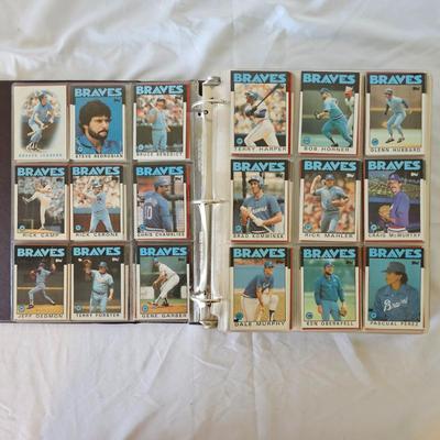 1984, 1985, 1986 Topps Baseball Cards in Binders (BO-JS)