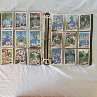 1987, 1988, 1989 Topps Baseball Cards in Binders (BO-JS)