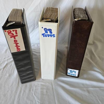 1987, 1988, 1989 Topps Baseball Cards in Binders (BO-JS)