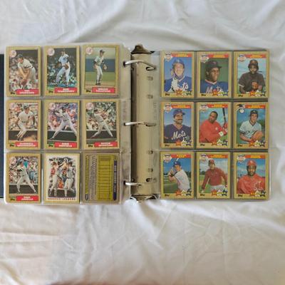 1987, 1988, 1989 Topps Baseball Cards in Binders (BO-JS)
