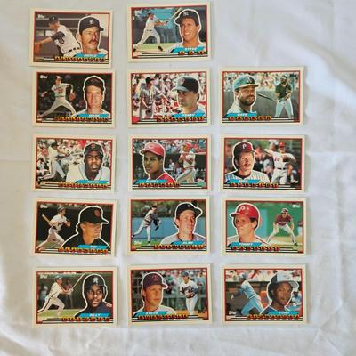 1987, 1988, 1989 Topps Baseball Cards in Binders (BO-JS)