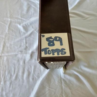 1987, 1988, 1989 Topps Baseball Cards in Binders (BO-JS)